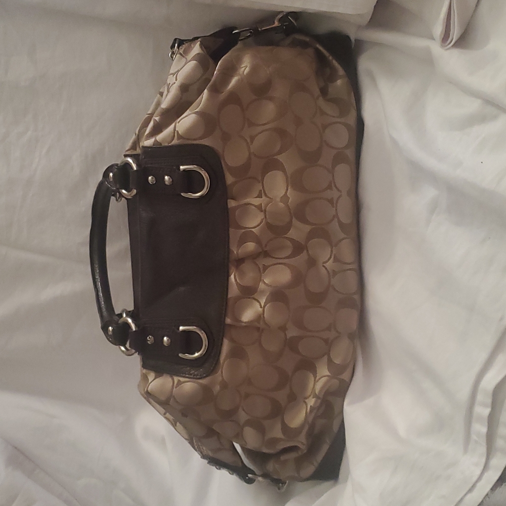 *Authentic COACH SATCHEL BAG W/Matching Wallet - Picture 4 of 16
